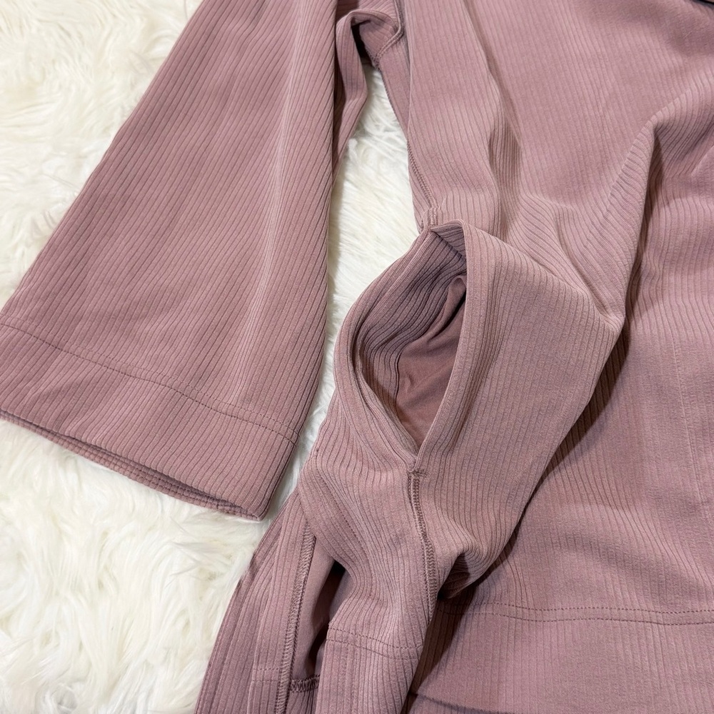 Lululemon Ribbed Softstreme Belted Wrap Twilight Rose Size 12 - Picture 6 of 15